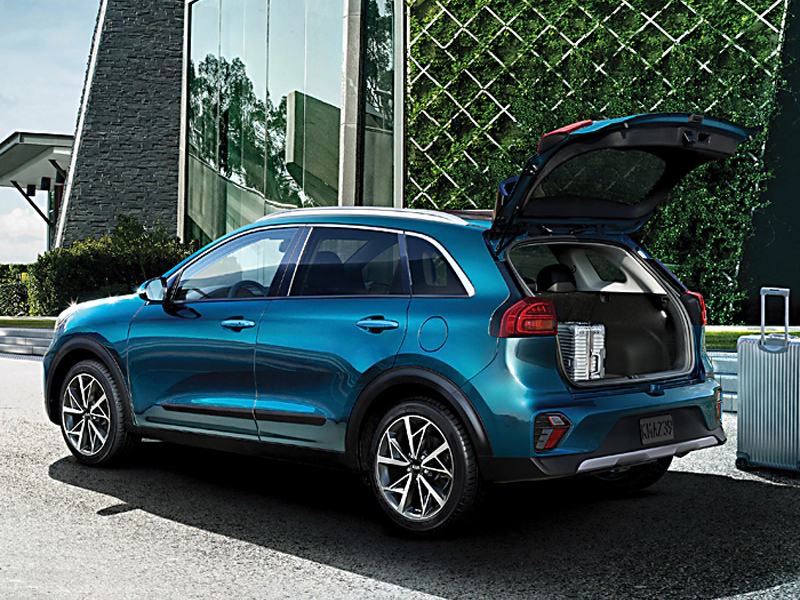  The new 2020 Kia Niro Plug-In Hybrid is stylish and fun to drive in Mooresville NC 