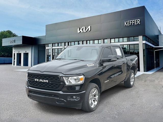 2023 RAM 1500 Big Horn/Lone Star 4x4 Crew Cab 5'7's photo