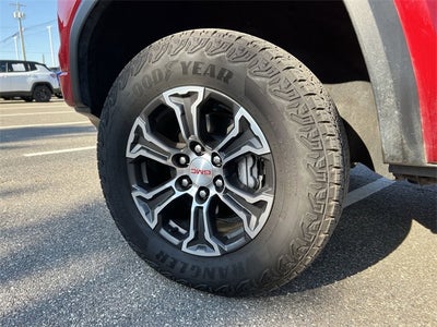 2023 GMC Canyon AT4