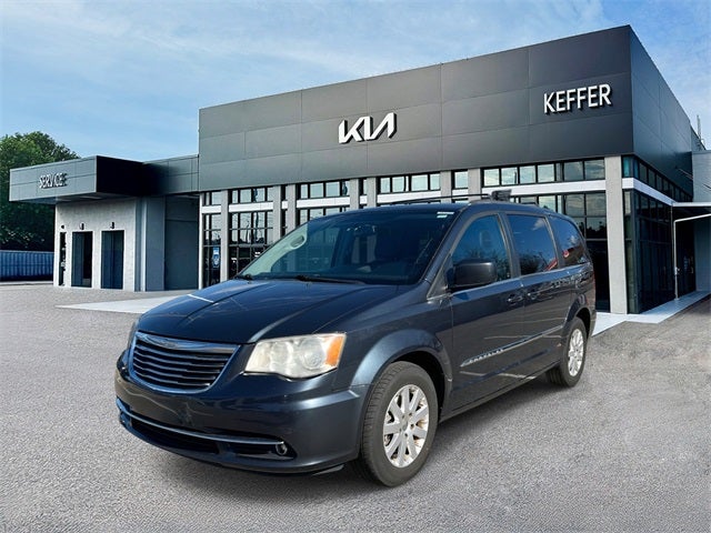 2014 Chrysler Town & Country Touring