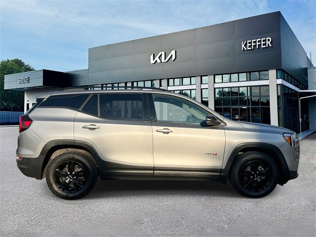 2023 GMC Terrain AT4