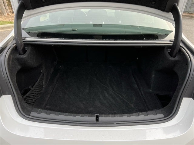 2024 BMW 3 Series 330i