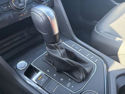 2021 Volkswagen Tiguan 2.0T SE R-Line Black
