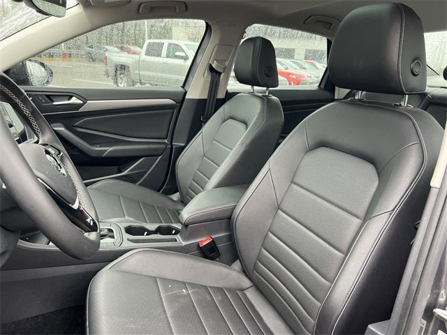 2021 Volkswagen Jetta R-Line