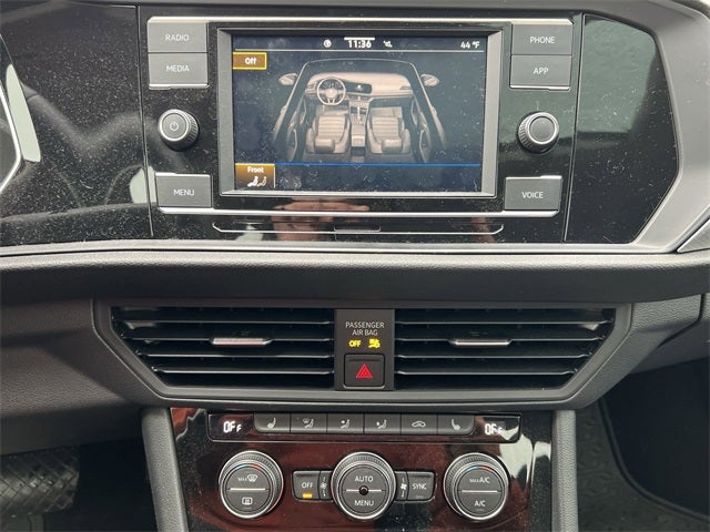 2021 Volkswagen Jetta R-Line