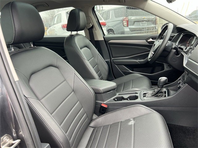 2021 Volkswagen Jetta R-Line