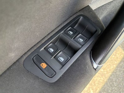 2019 Volkswagen Golf S