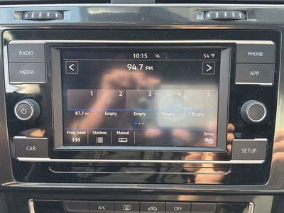 2019 Volkswagen Golf S