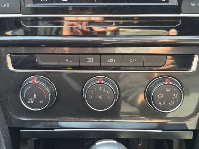 2019 Volkswagen Golf S