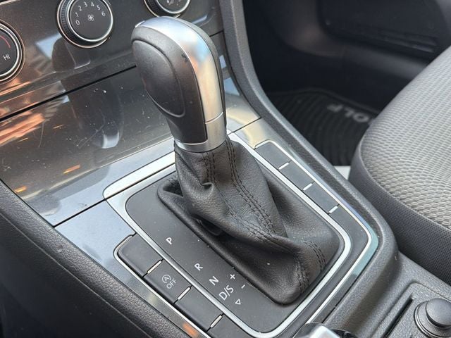 2019 Volkswagen Golf S