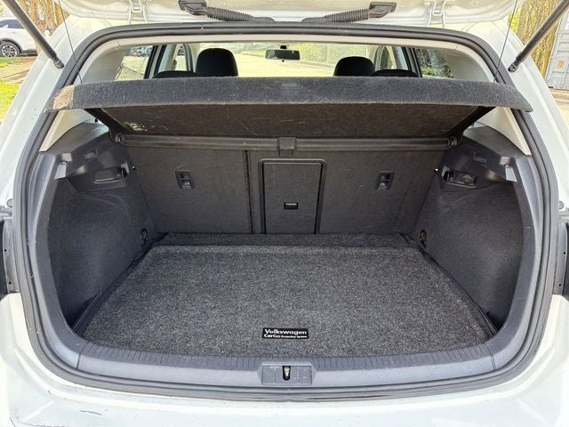 2019 Volkswagen Golf S