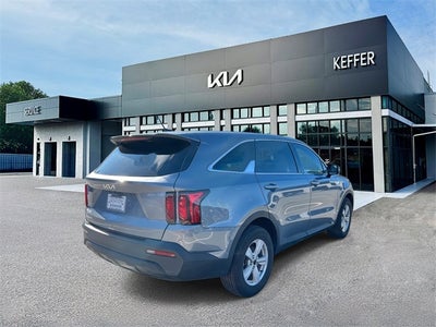 2023 Kia Sorento LX