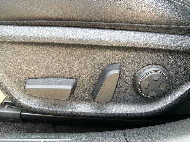 2022 Genesis G70 3.3T