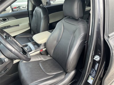 2024 Kia Carnival LX