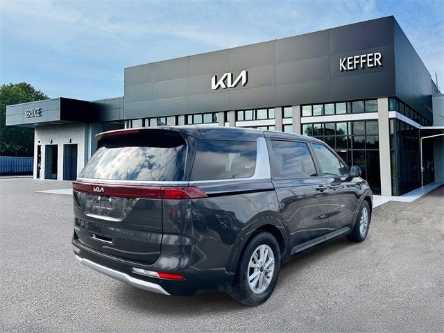 2024 Kia Carnival LX