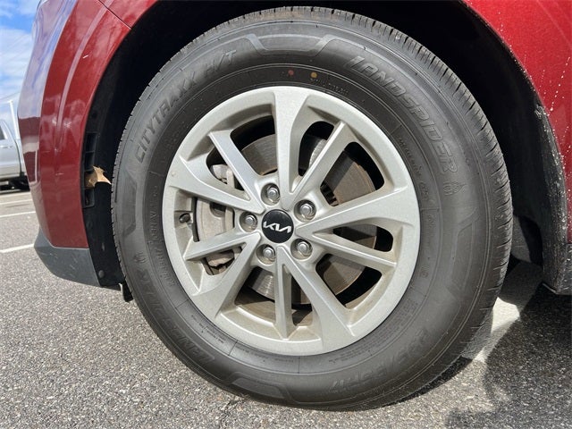 2024 Kia Carnival LX