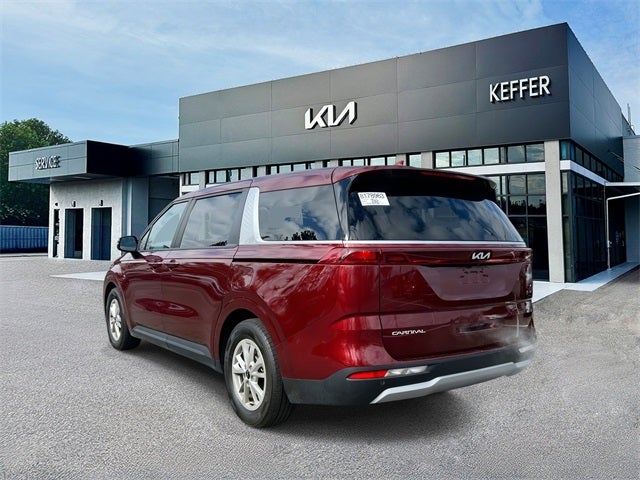 2024 Kia Carnival LX