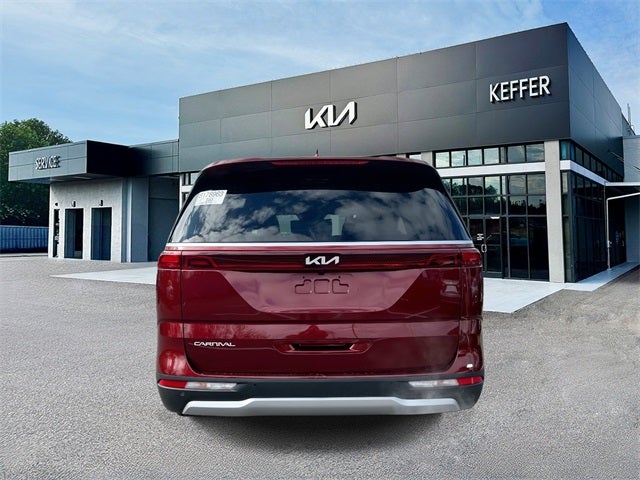2024 Kia Carnival LX