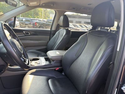 2025 Kia Carnival LXS