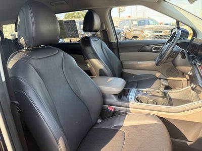 2025 Kia Carnival LXS