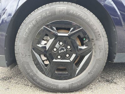 2025 Kia Carnival LXS