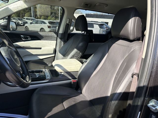 2022 Kia Carnival SX