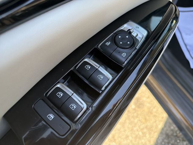 2022 Kia Carnival SX