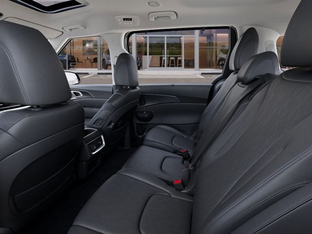 2026 Kia Carnival Base