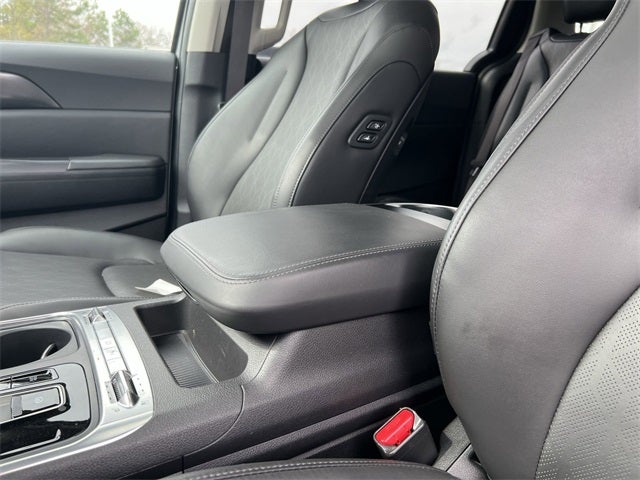 2025 Kia Carnival Hybrid SX