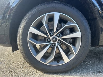 2024 Audi Q5 45 S line Premium quattro