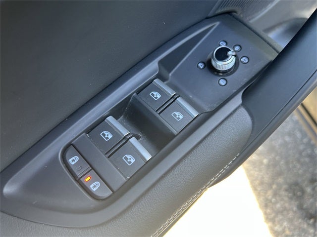 2024 Audi Q5 45 S line Premium quattro