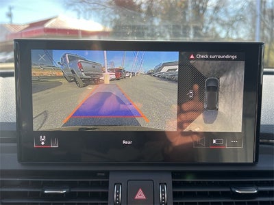 2024 Audi Q5 45 S line Premium quattro