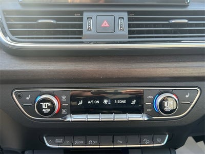 2024 Audi Q5 45 S line Premium quattro