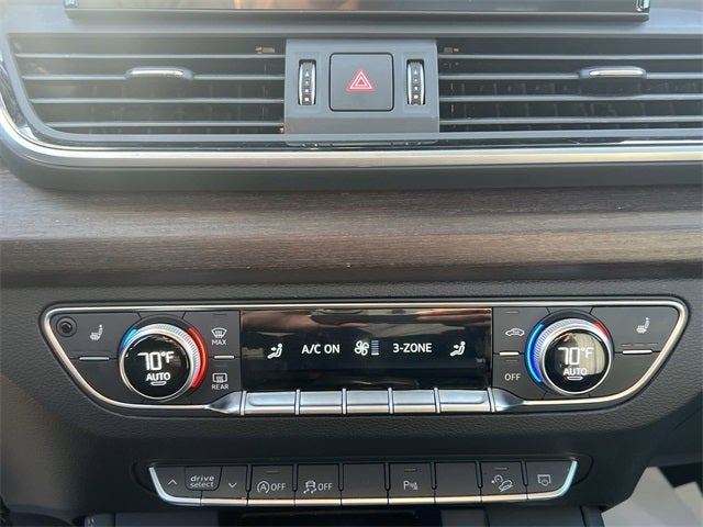 2024 Audi Q5 45 S line Premium quattro